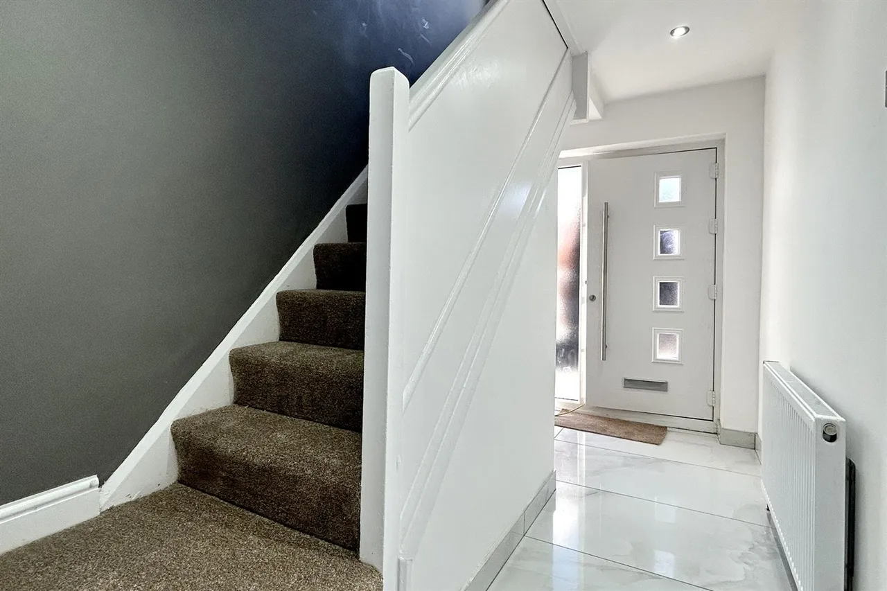 Bruntwood Lane, Cheadle, photo 7