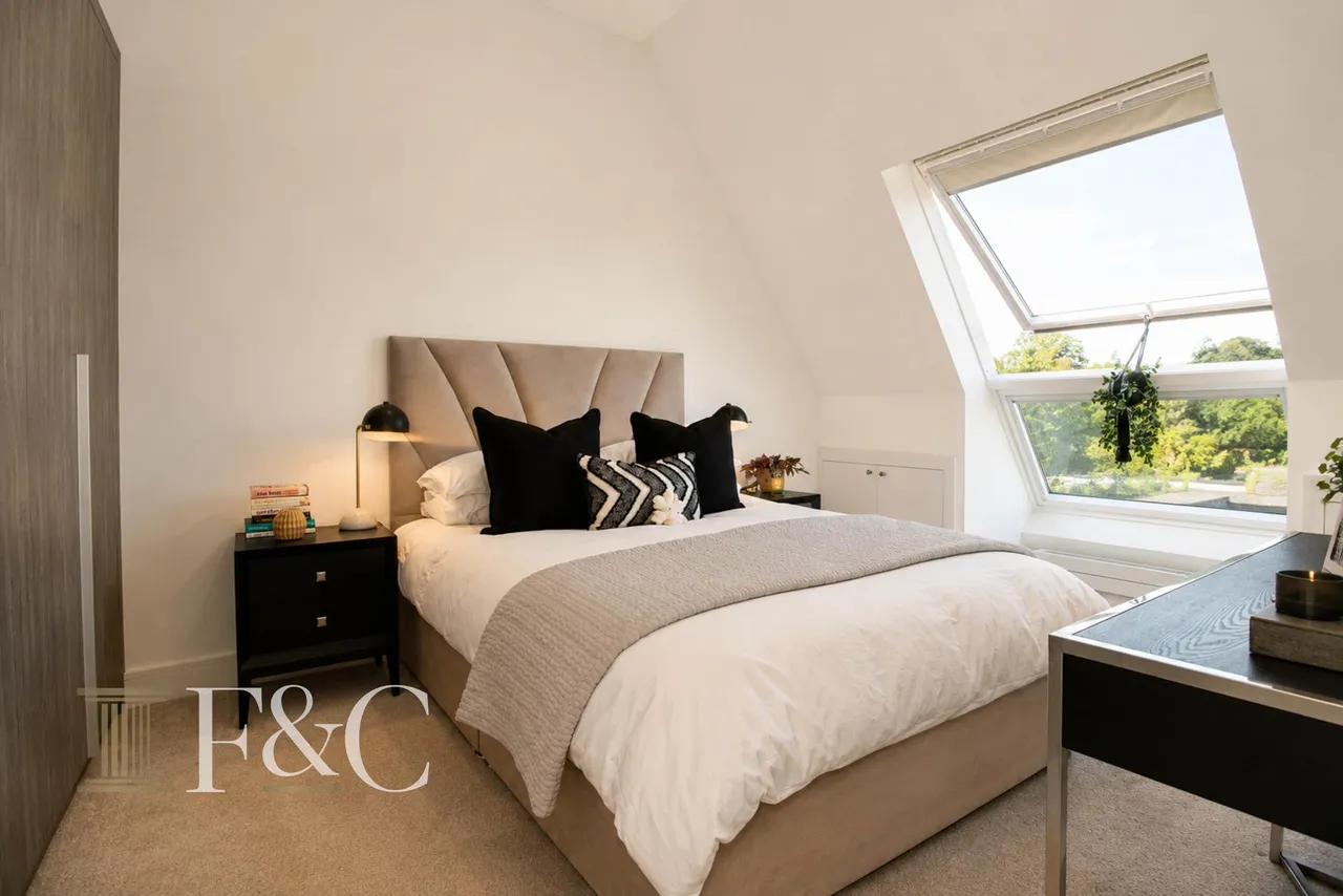 St Leonards Road, Nazeing, photo 20