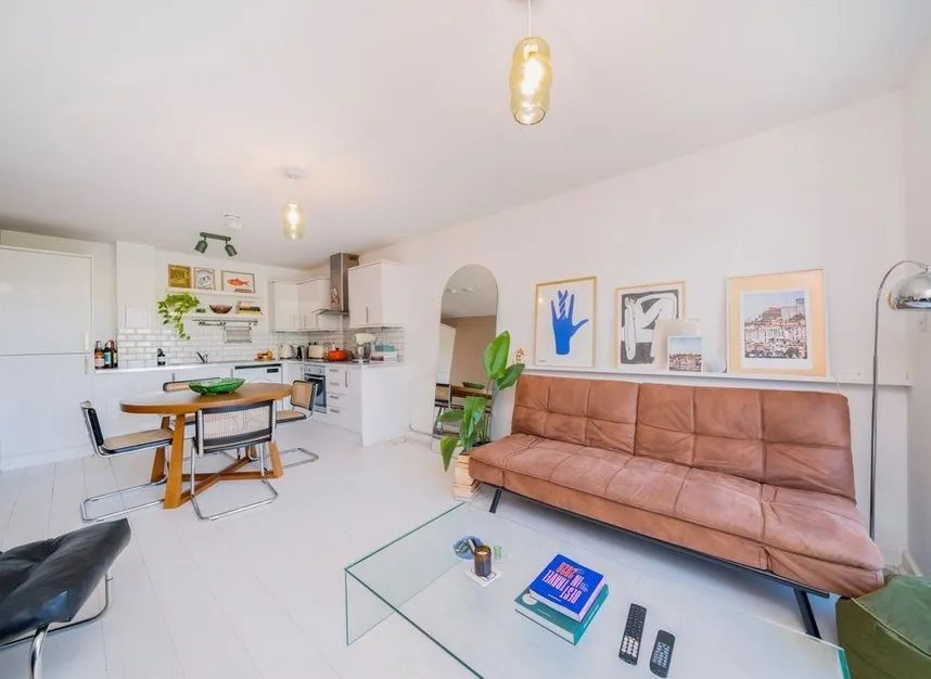 Furrow Lane, Homerton, E9, photo 5