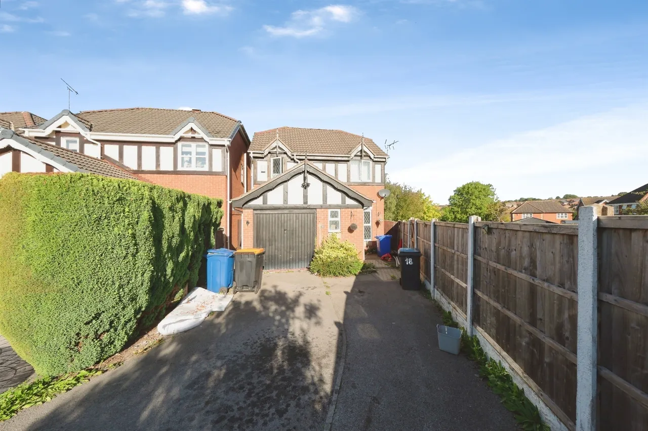 3 bed house for sale, Eley Close, Ilkeston, DE7