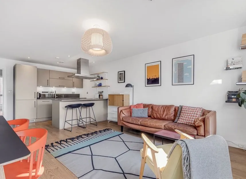 Frampton Park Road, London, E9, photo 5