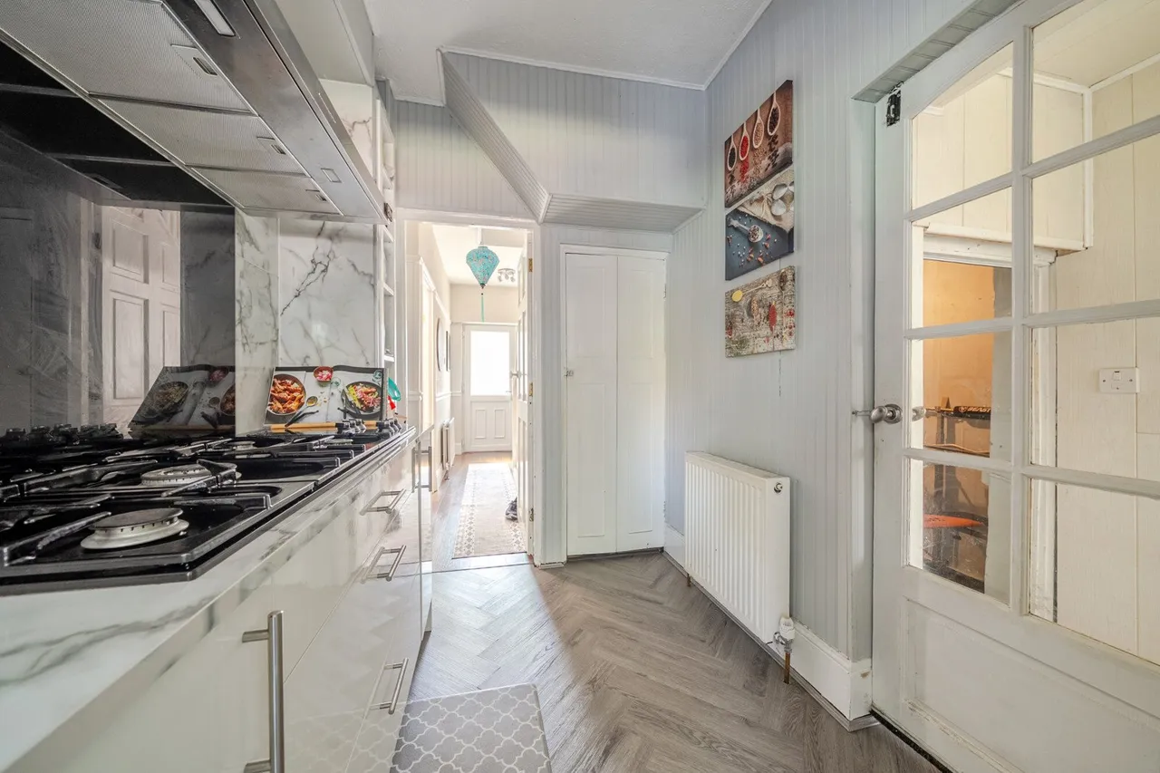 Marvels Lane, SE12, photo 14