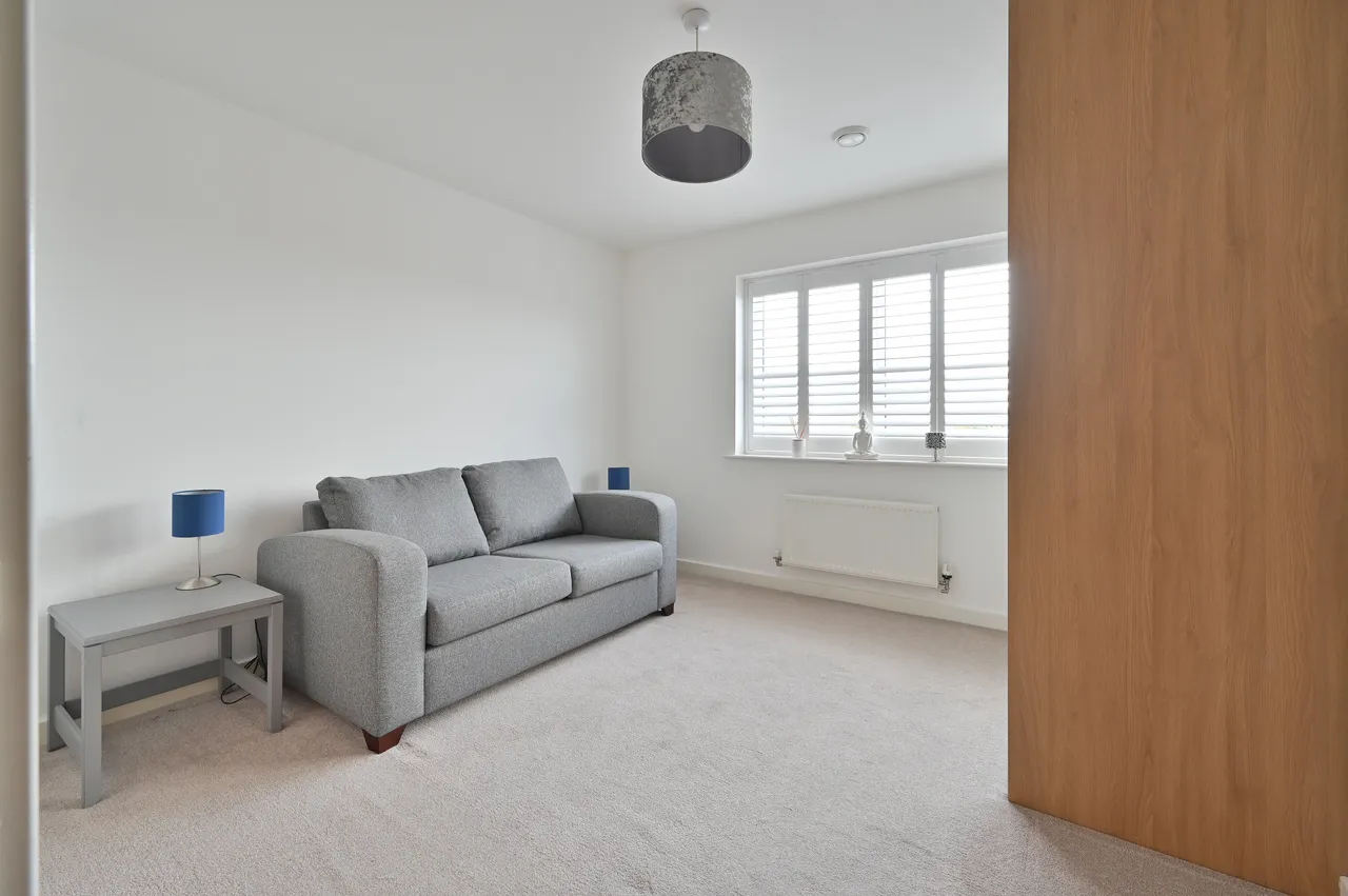 Leavesden, WD25, photo 4
