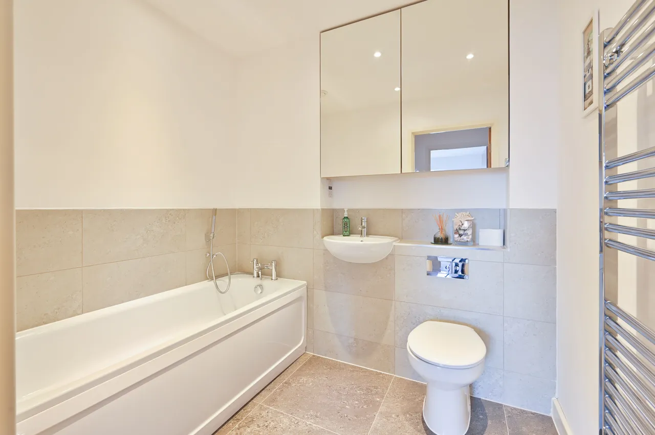 Leavesden, WD25, photo 6