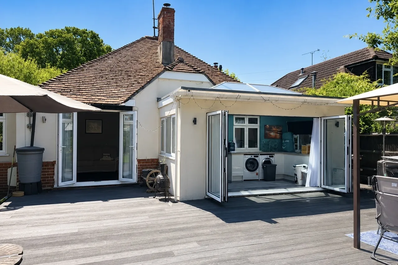 Jacobs Gutter Lane, Totton, SO40, photo 15