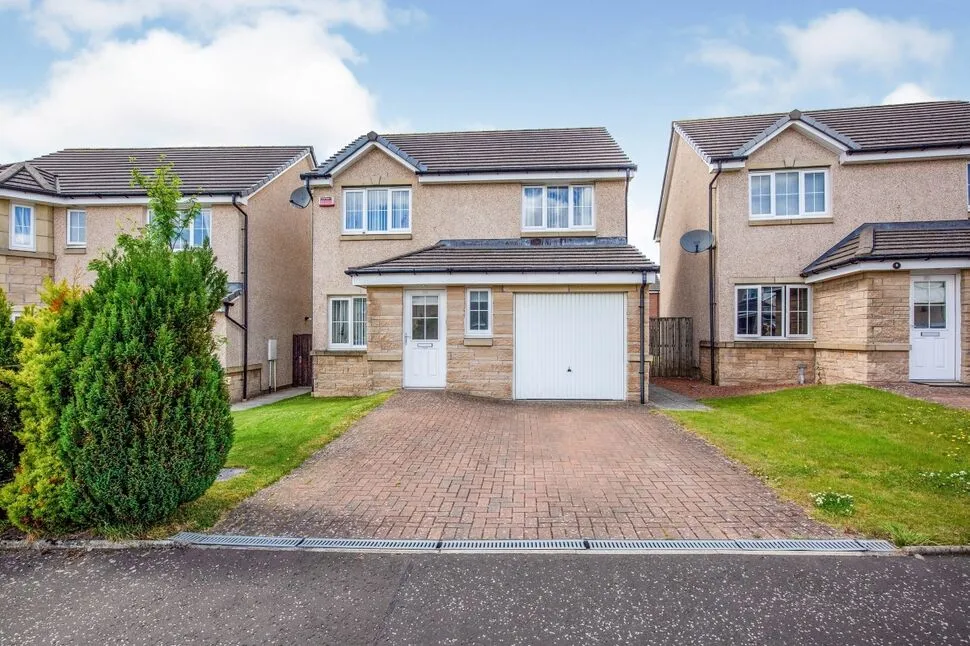 3 bed house to rent, Crichton's Way, Armadale, EH48