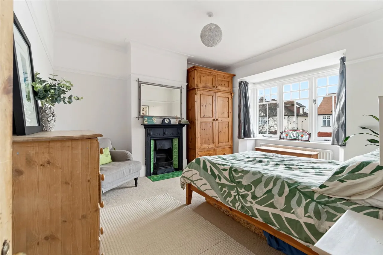 Gloucester Road, Hampton, TW12 2UJ, photo 6