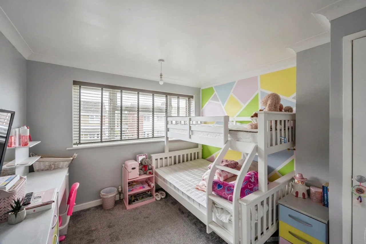Curzen Crescent, Doncaster, DN3, photo 15