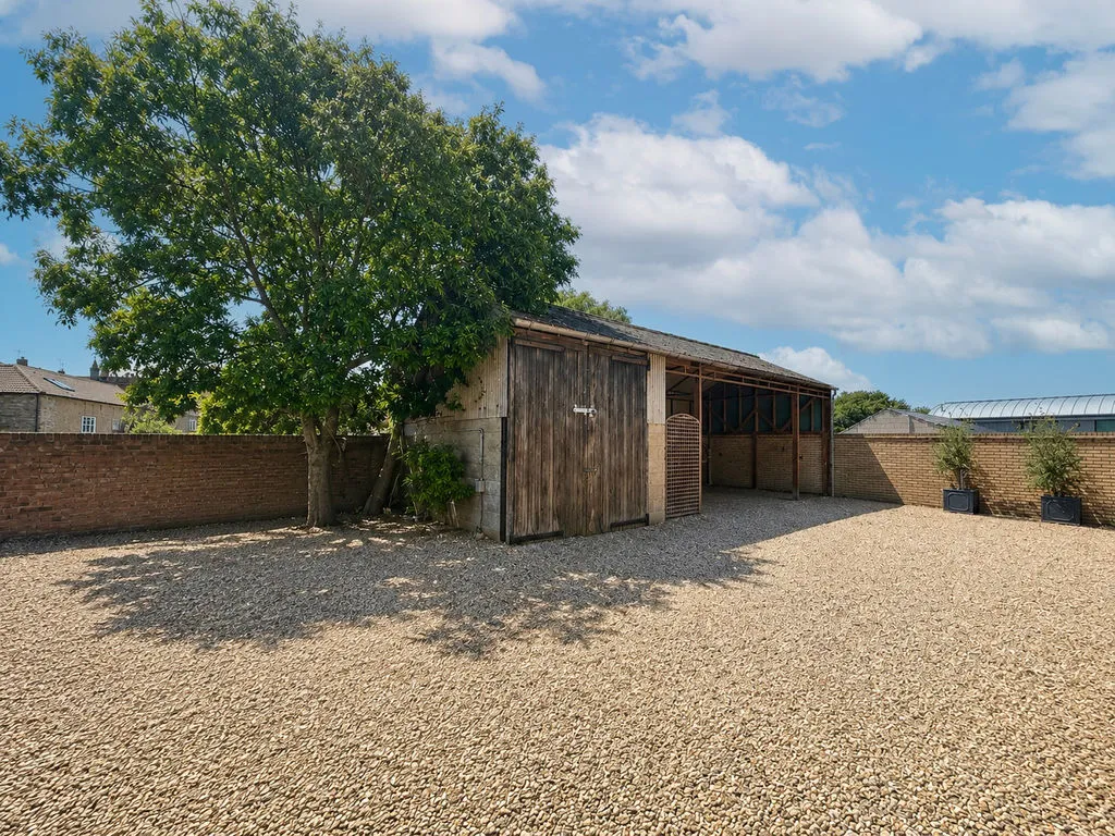 Toddington Road, Tebworth LU7 9QD, photo 28