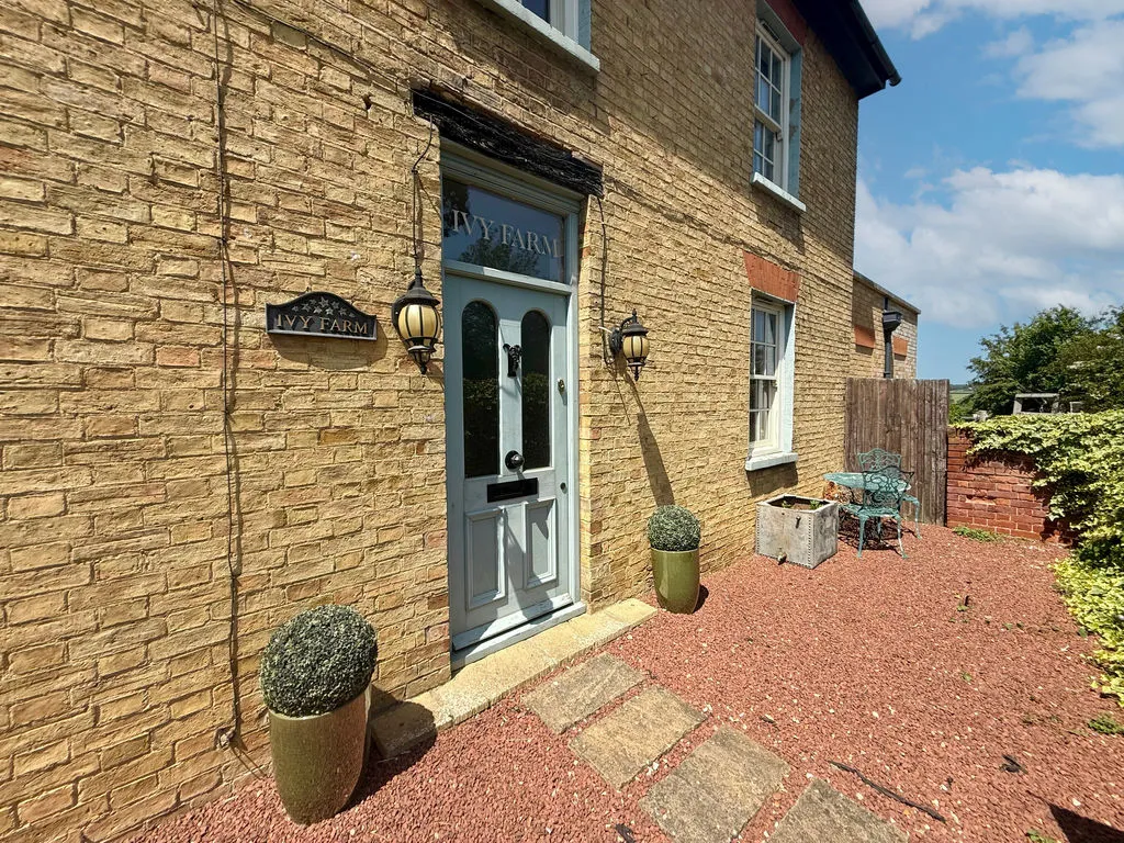 Toddington Road, Tebworth LU7 9QD, photo 32