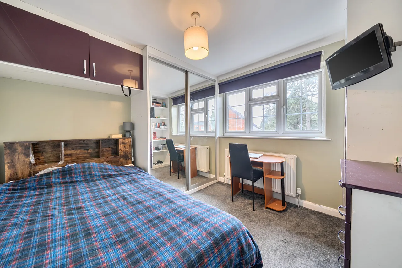 Swakeleys Road, Ickenham, UB10, photo 8