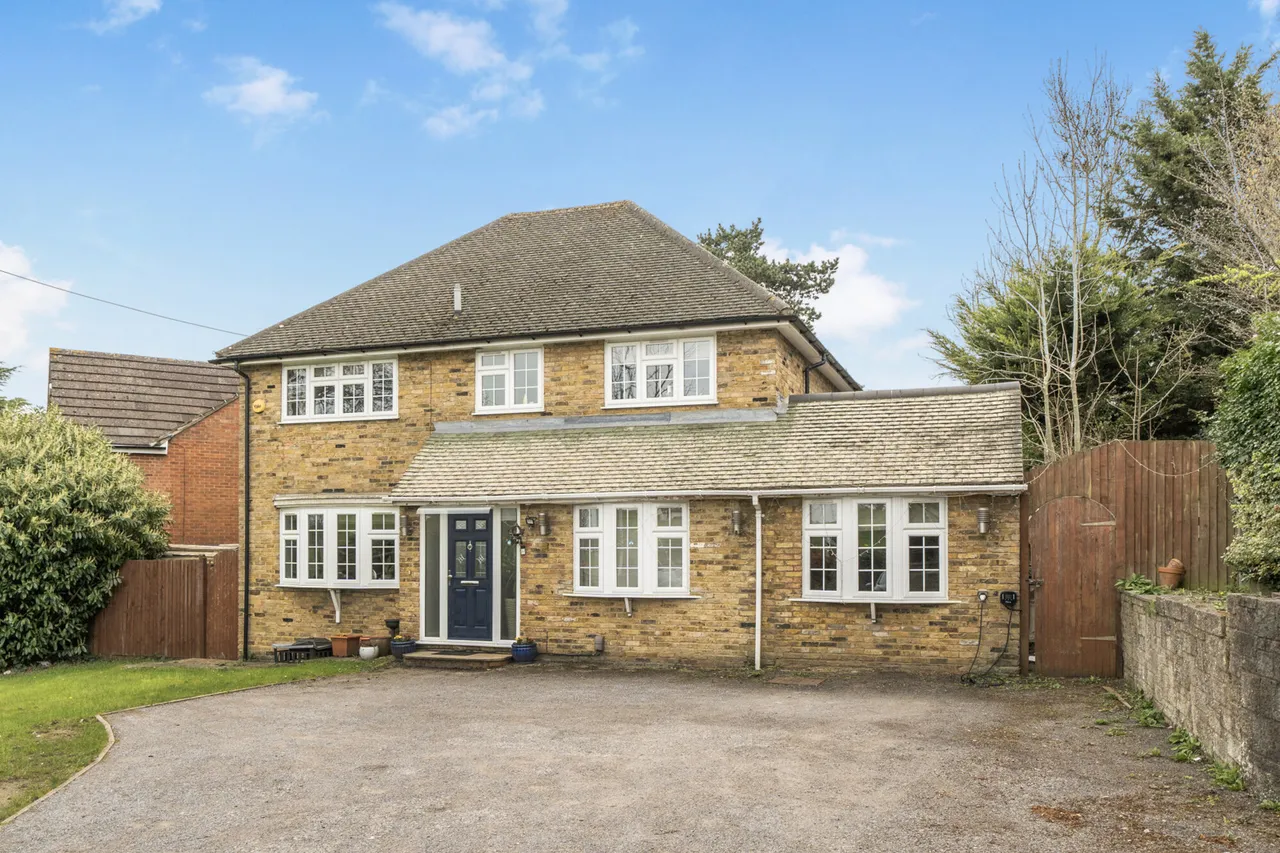 Swakeleys Road, Ickenham, UB10, photo 20