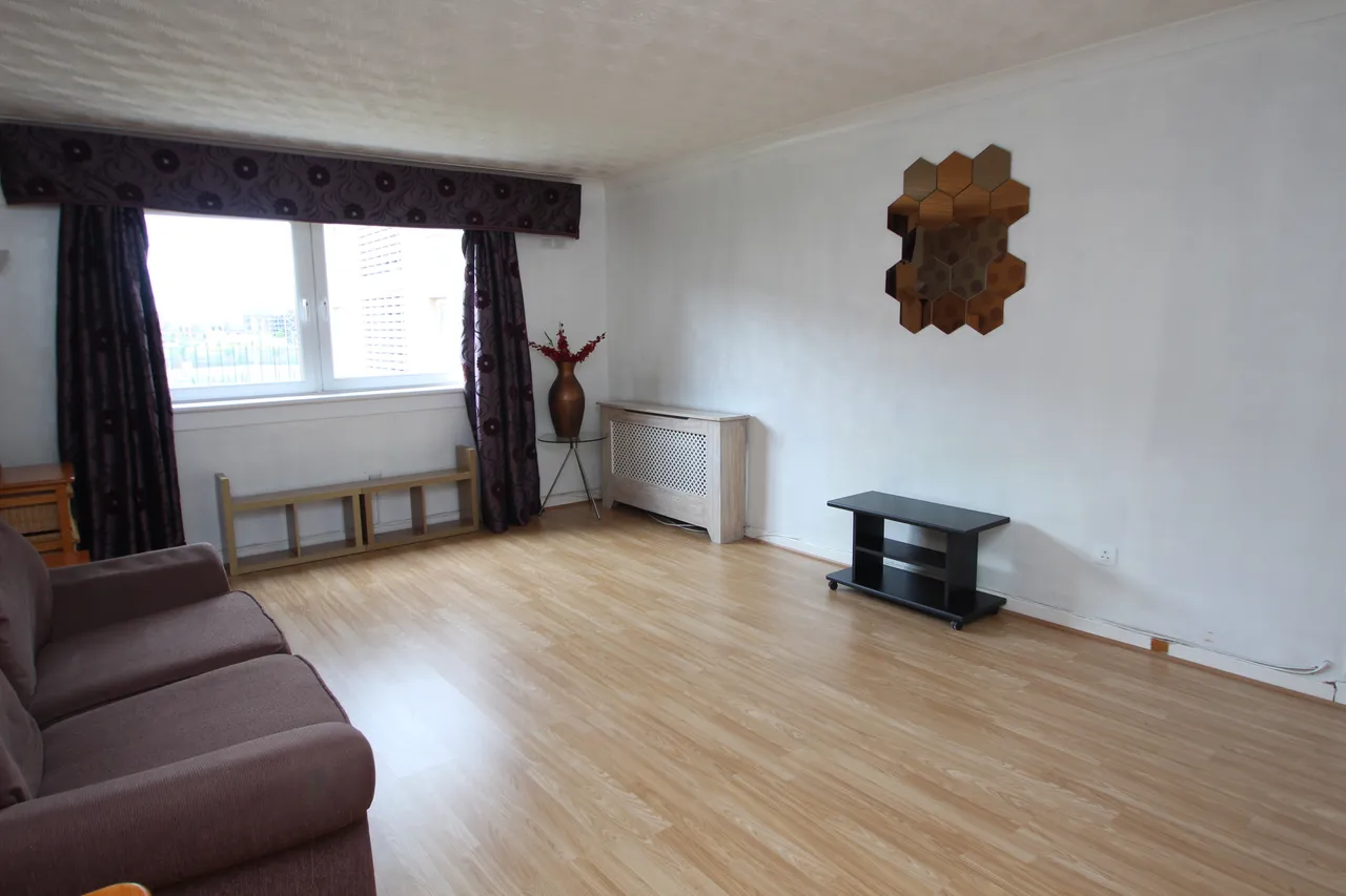 Fountainwell Road, Springburn, G21, photo 2