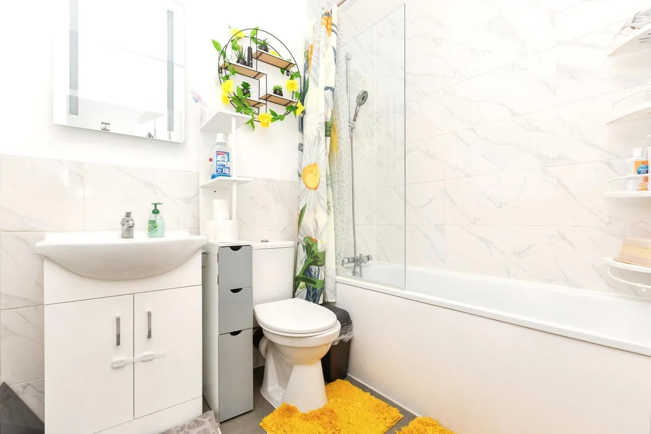 Alton Mews, Aylesbury, Buckinghamshire, HP19, photo 5