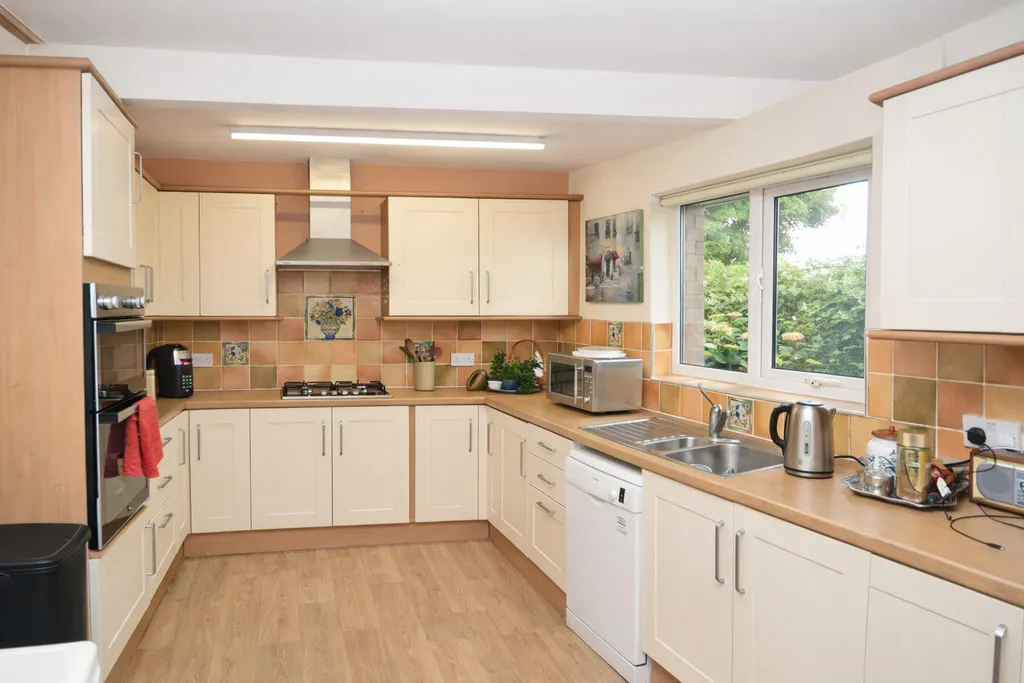 Oathills, Malpas, photo 4