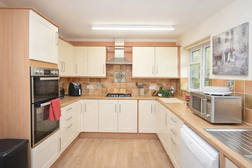 Oathills, Malpas, photo 5