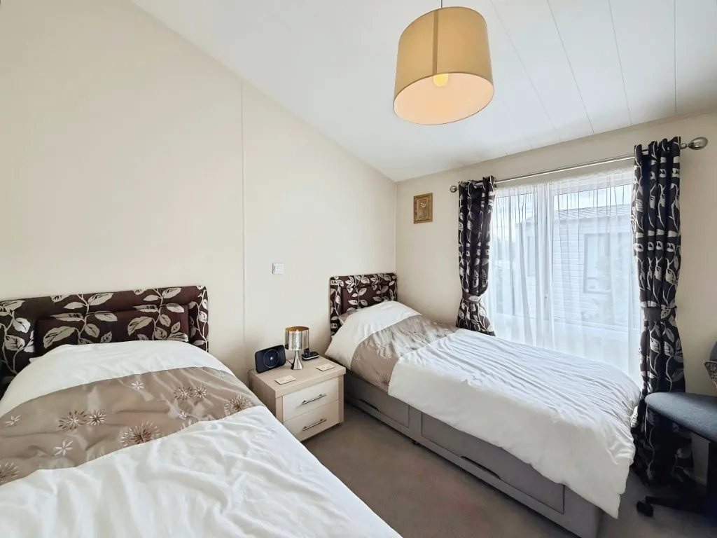 The Springs, Salters Lane, Fladbury, WR10, photo 9