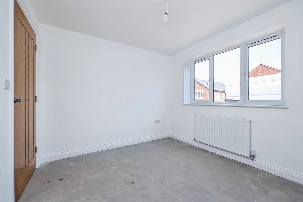 Foresters Rise, Newthorpe, NG16, photo 13