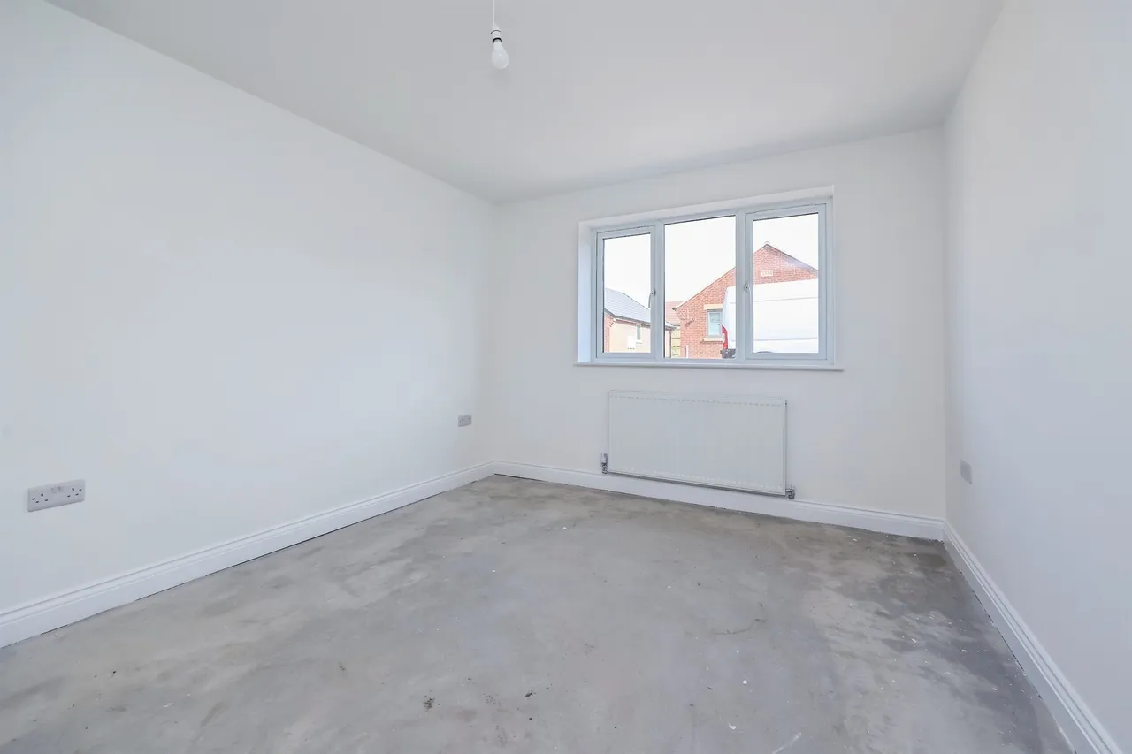 Foresters Rise, Newthorpe, NG16, photo 8