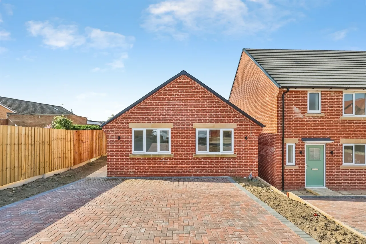 2 bed house for sale, Foresters Rise, Newthorpe, NG16