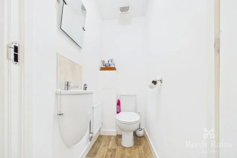 Haigh Road, Lindley, Huddersfield, West Yorkshire, HD3, photo 11