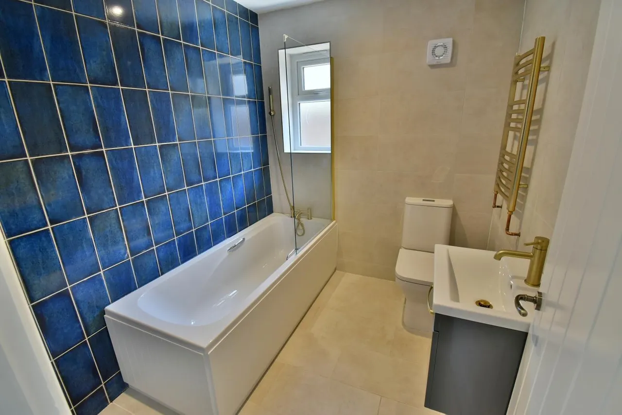 Bracken Road, BH22, photo 12