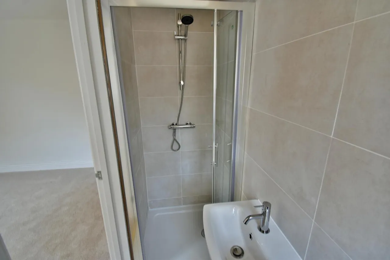 Bracken Road, BH22, photo 13