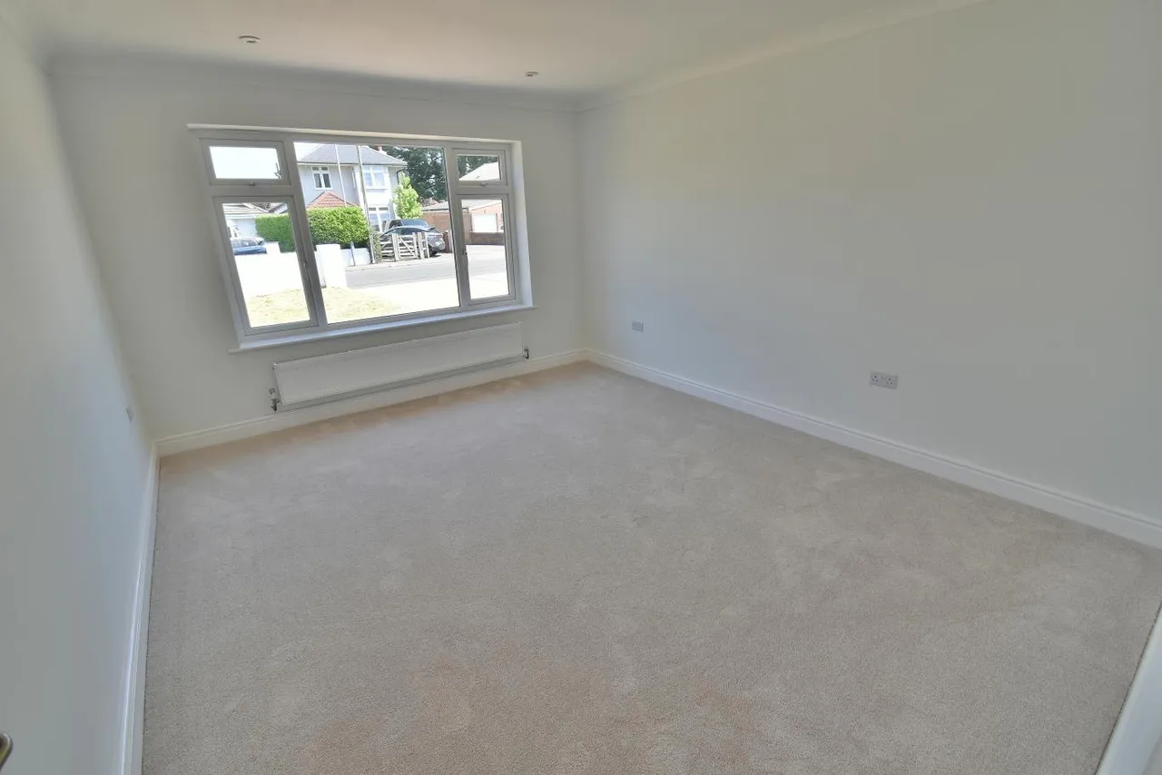 Bracken Road, BH22, photo 11