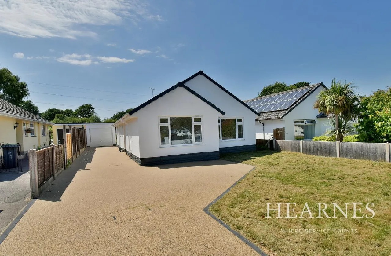 3 bed house for sale, Bracken Road, BH22
