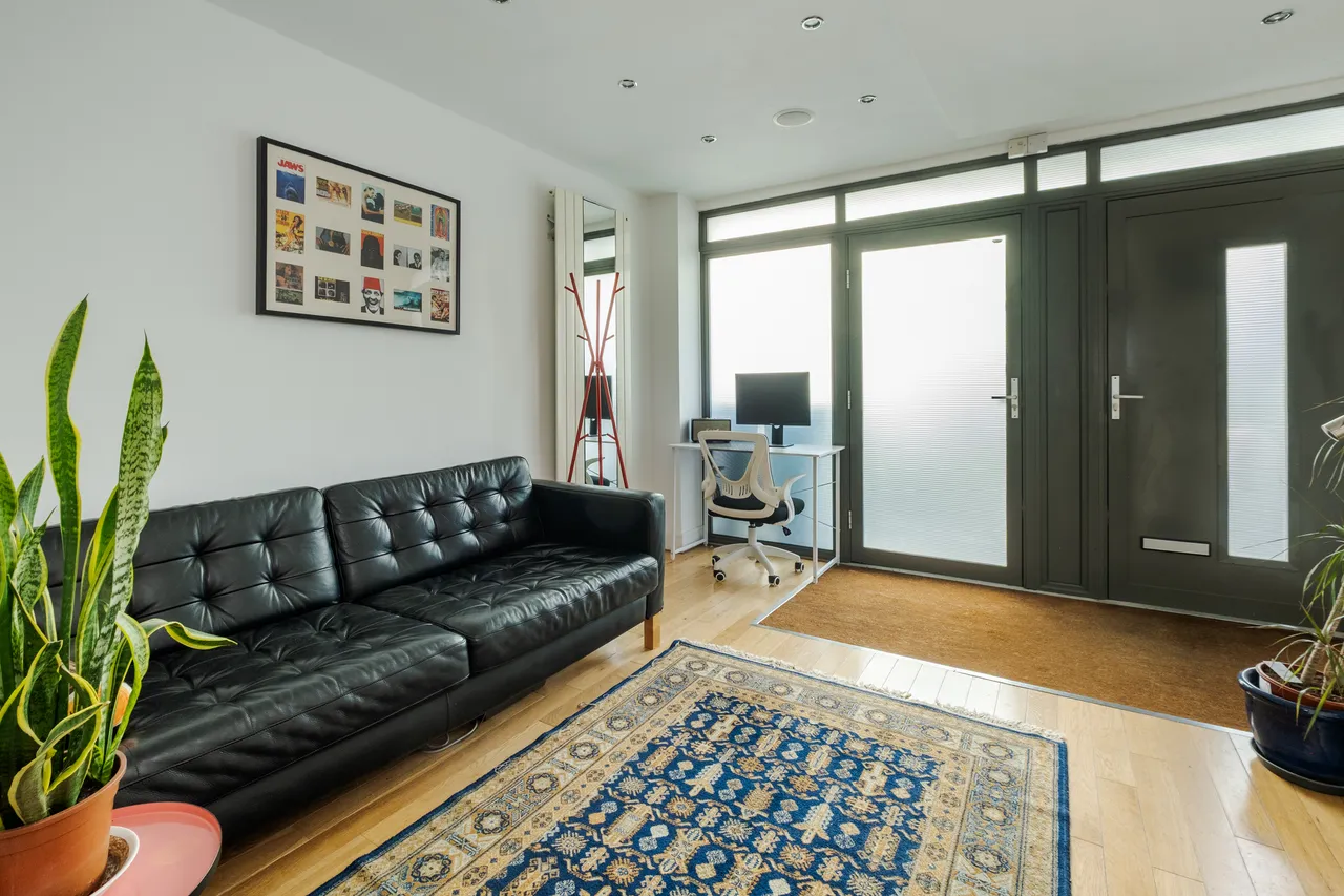 Camden Mews, London, NW1, photo 3