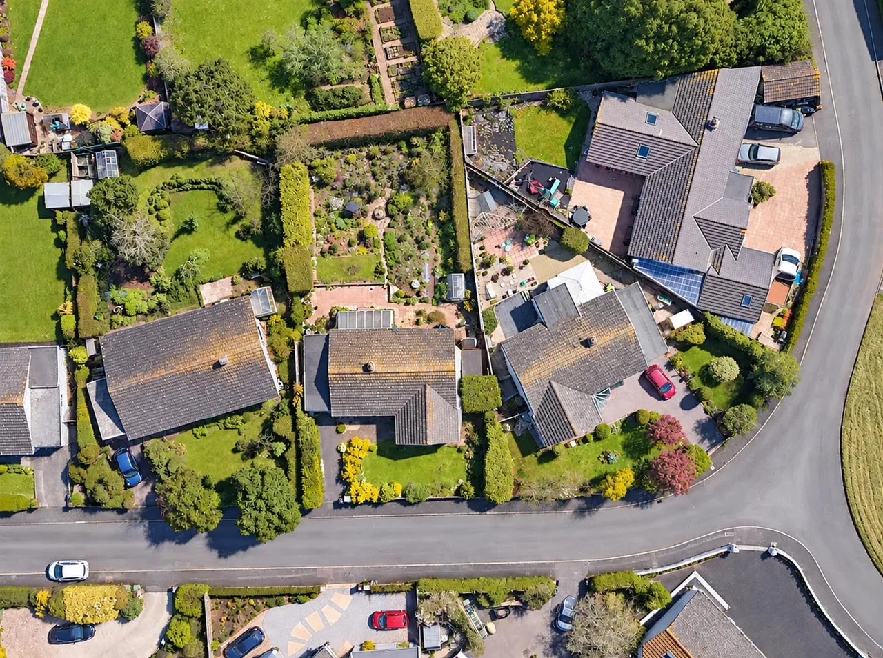 Langdon Fields, Galmpton, photo 7
