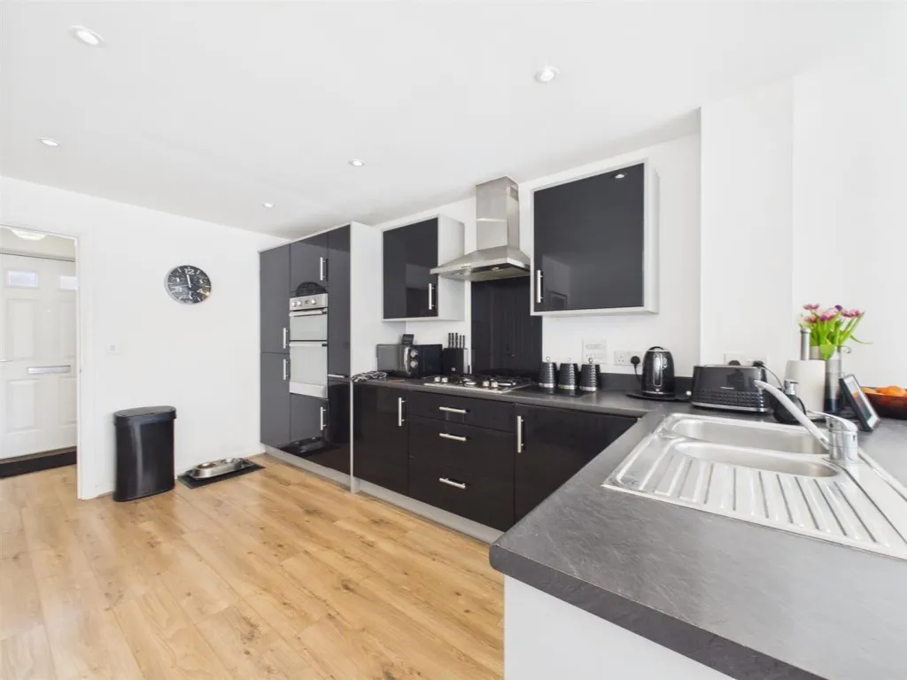 Seaview Avenue, Peacehaven, BN10, photo 17