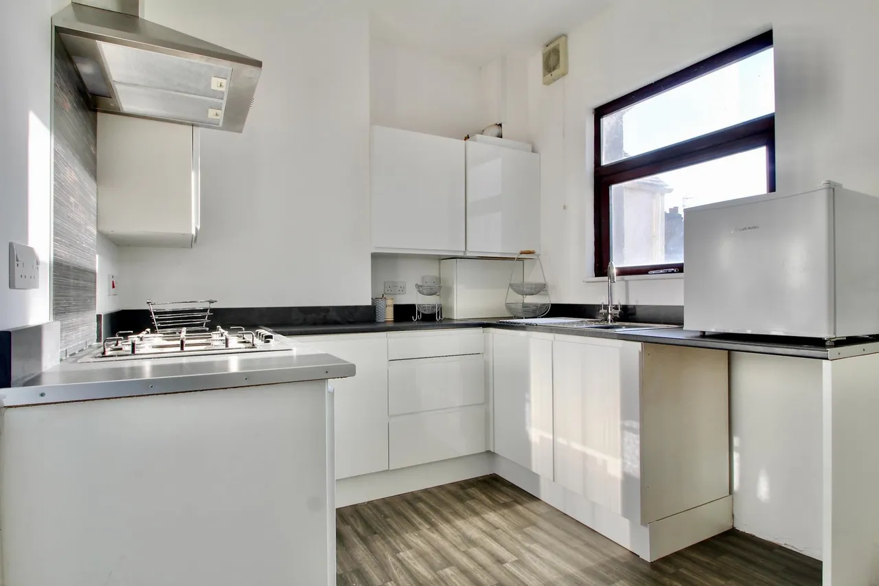 Tomkinson Road, Nuneaton, CV10, photo 3