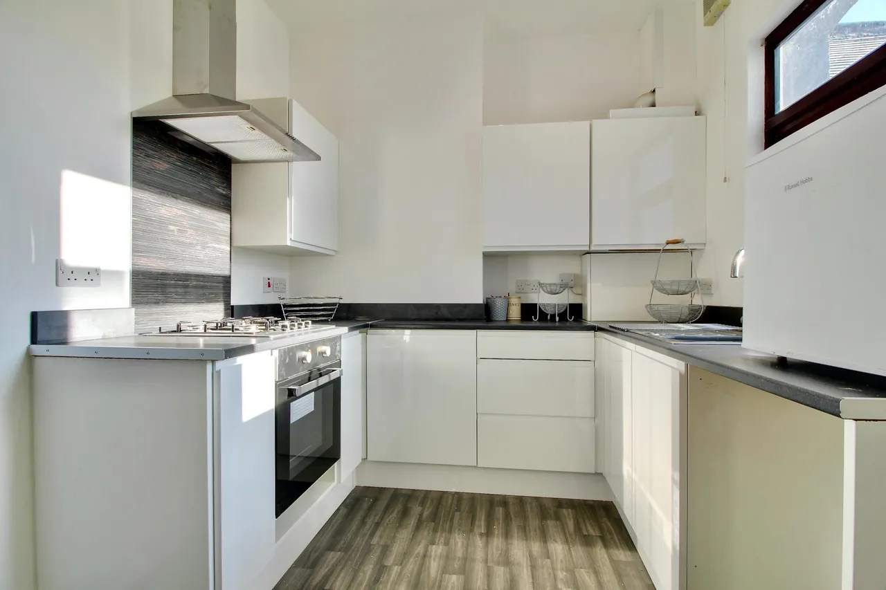 Tomkinson Road, Nuneaton, CV10, photo 2