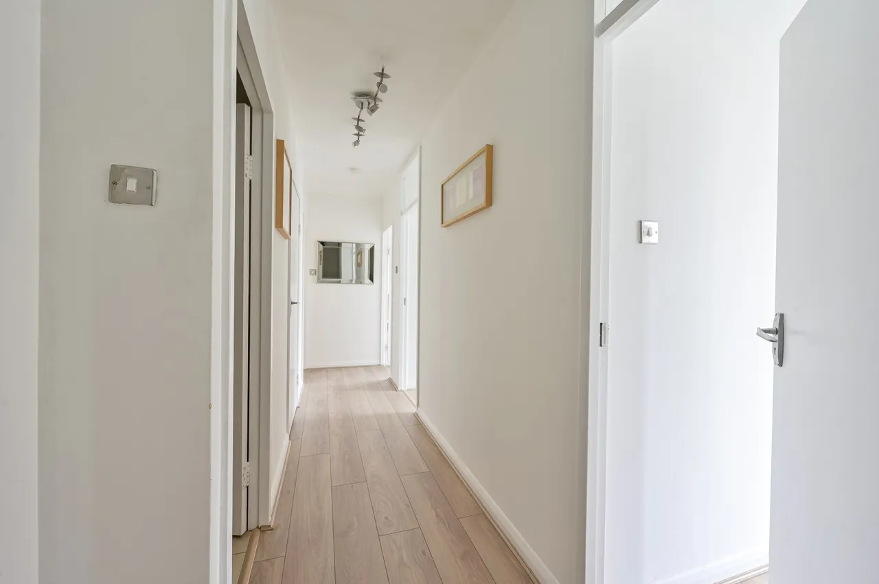 12 Keswick Heights, 28 Keswick Road, London, photo 12