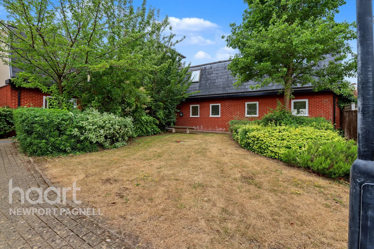 Addenbrookes Road, Newport Pagnell, MK16, photo 13