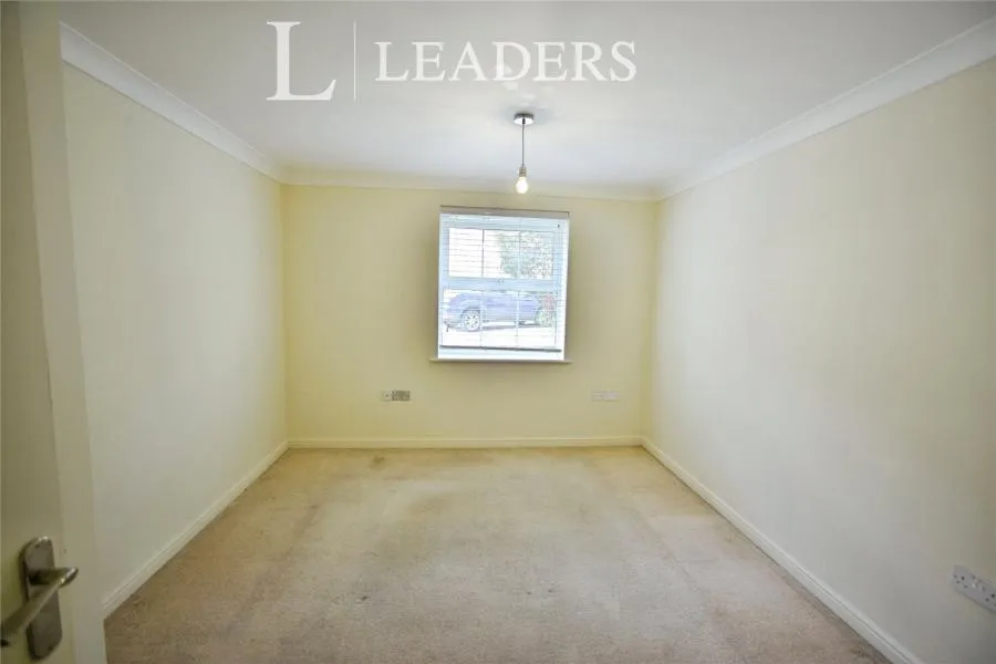 Randall Close, Witham, CM8, photo 4