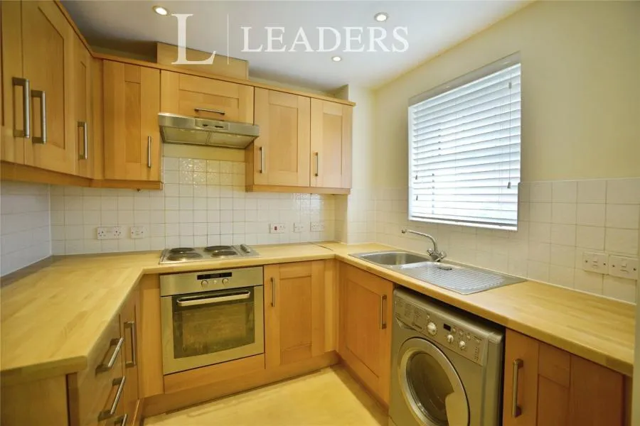 Randall Close, Witham, CM8, photo 3