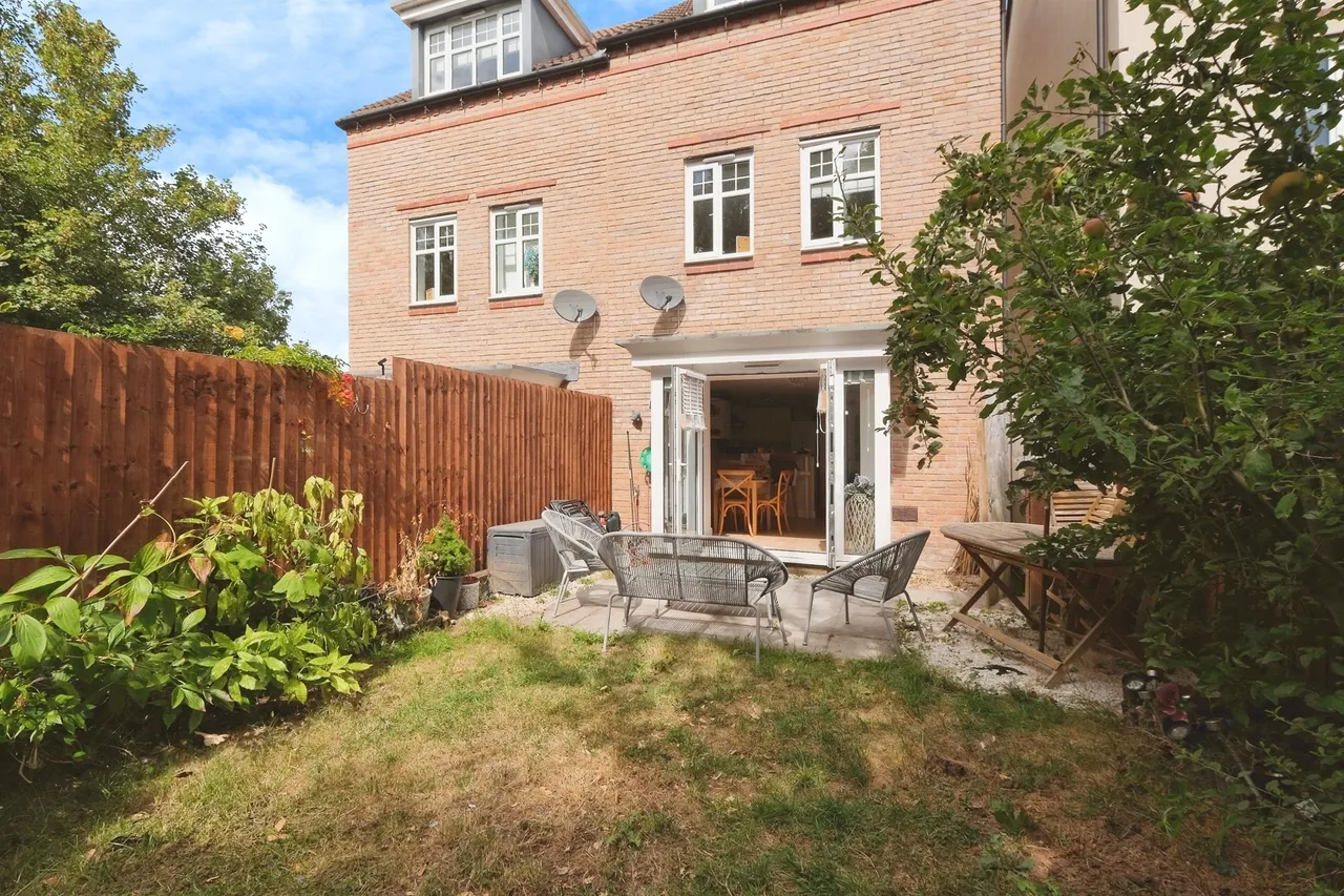 Jasper Tudor Crescent, Abergavenny, NP7, photo 6