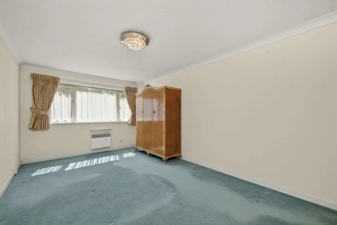 Farington Acres, Vale Road, Weybridge, Surrey, KT13 9NH, photo 12