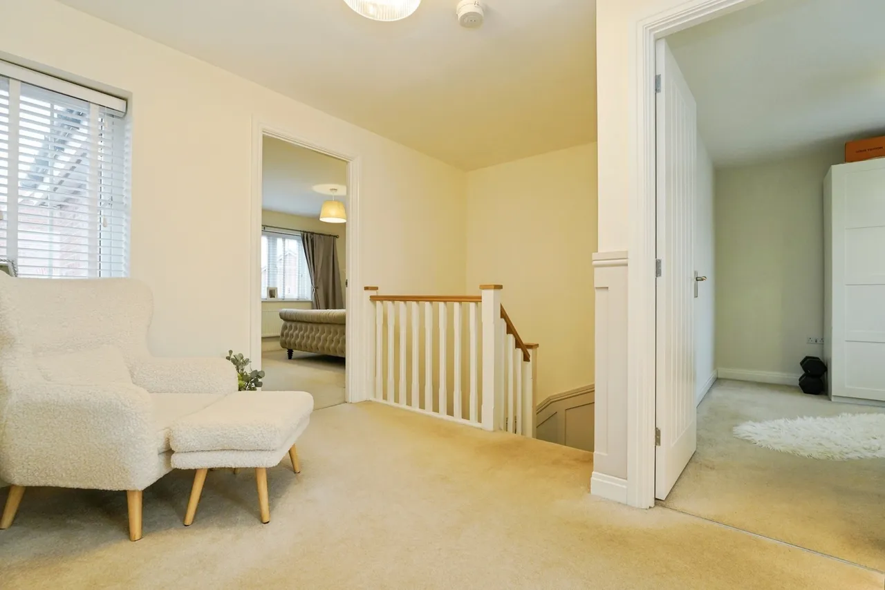 Aster Close, Twigworth, GL2, photo 9