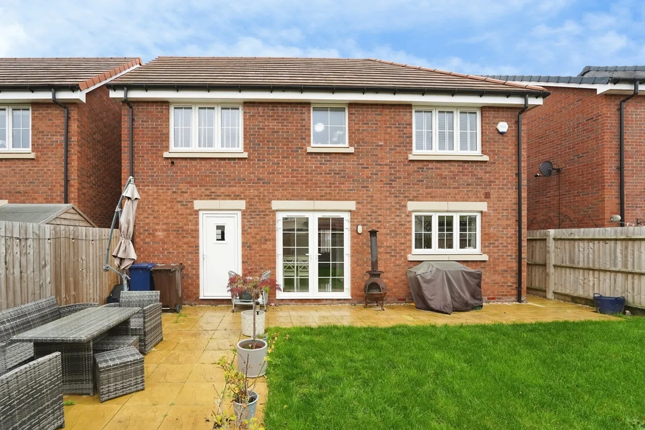 Aster Close, Twigworth, GL2, photo 16