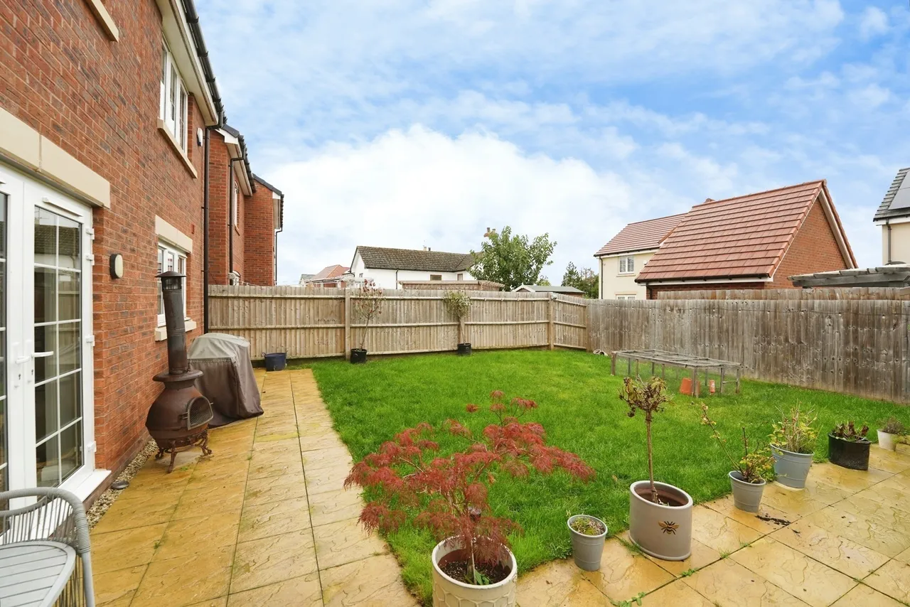 Aster Close, Twigworth, GL2, photo 17
