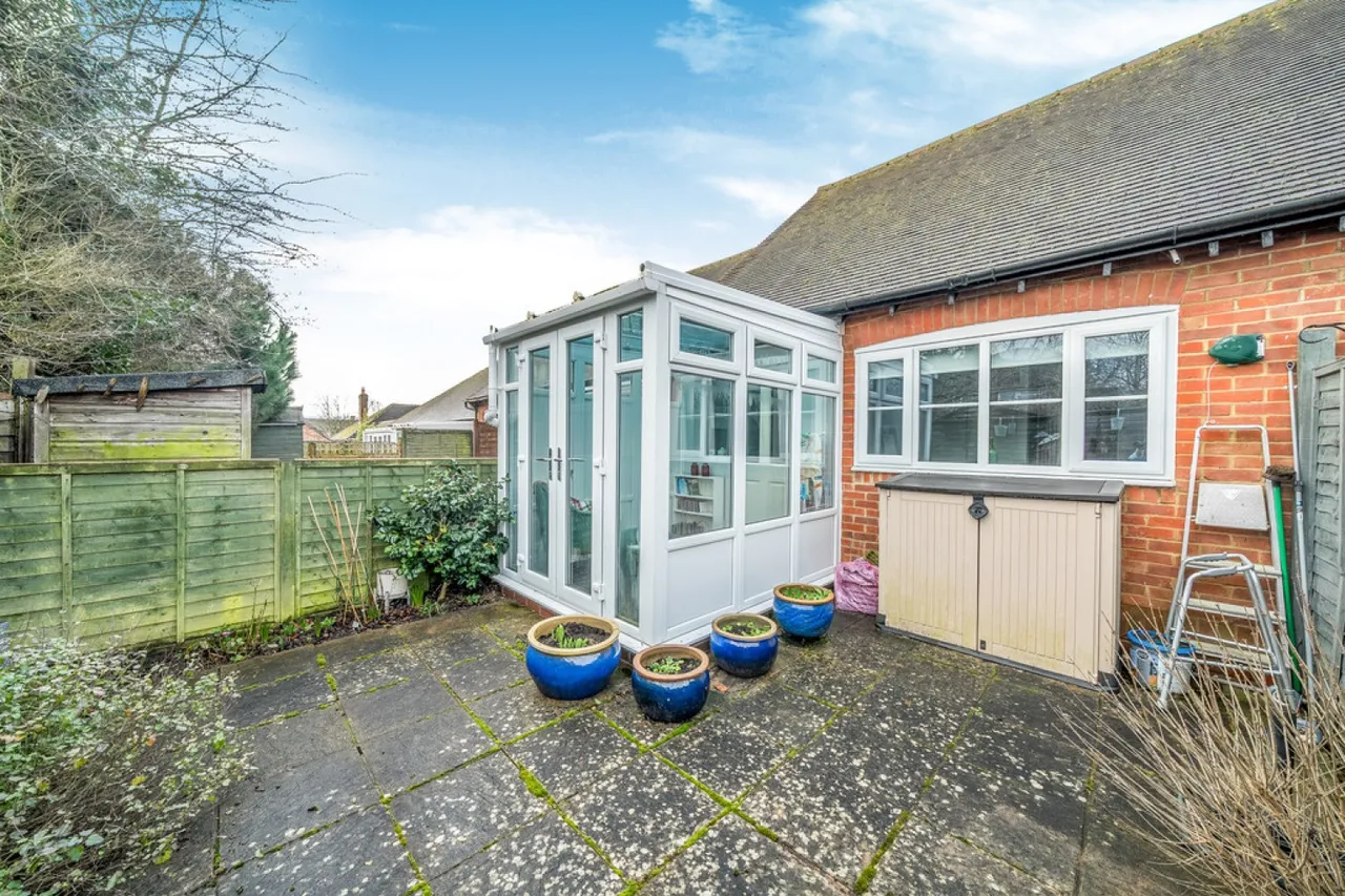 Orchard Close, Thame, photo 10