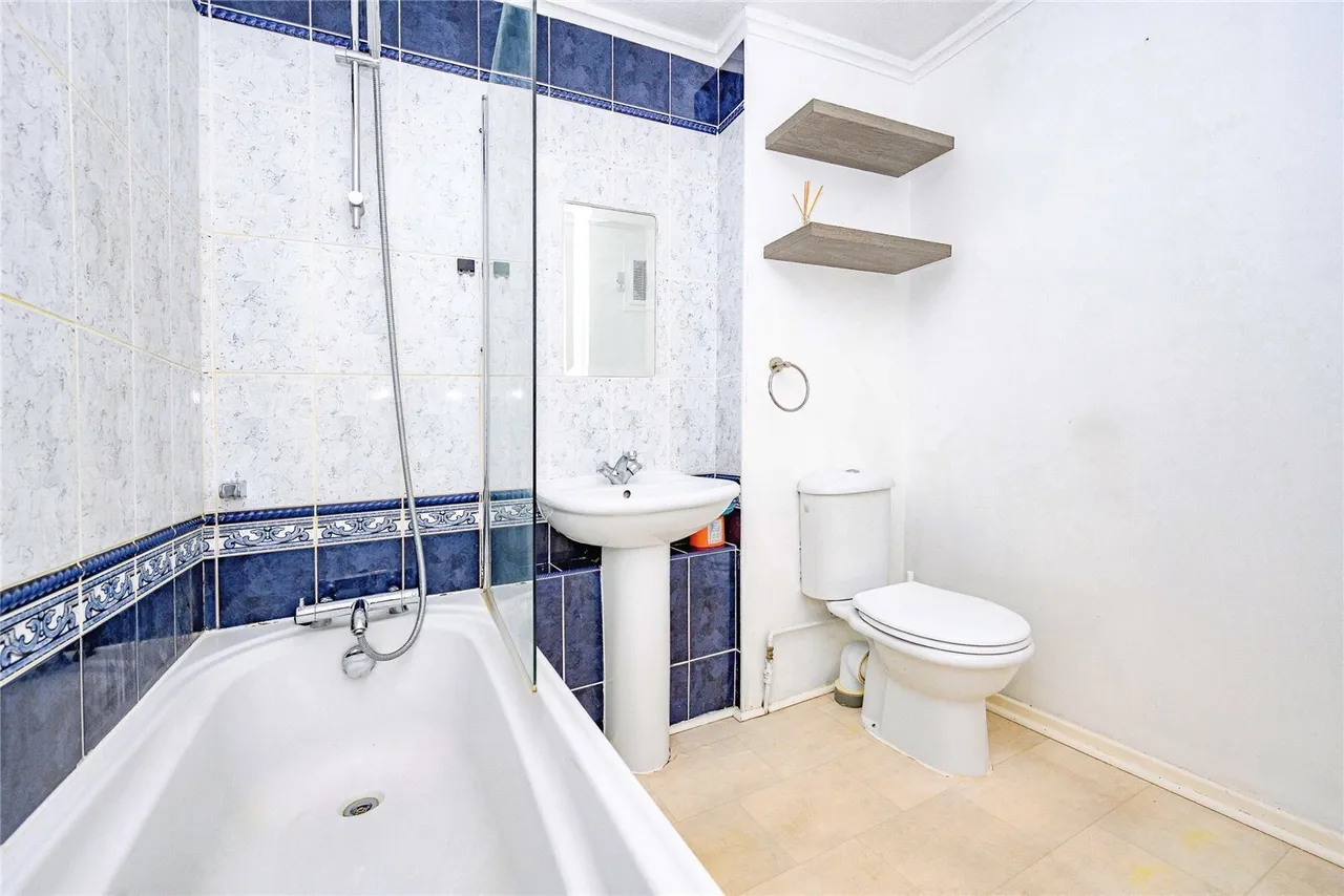 Birchside, Dunstable, LU6, photo 12
