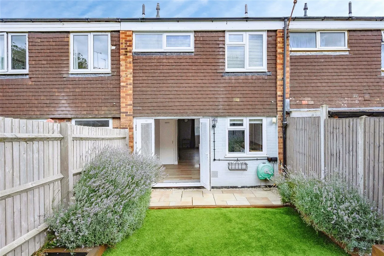 Birchside, Dunstable, LU6, photo 13