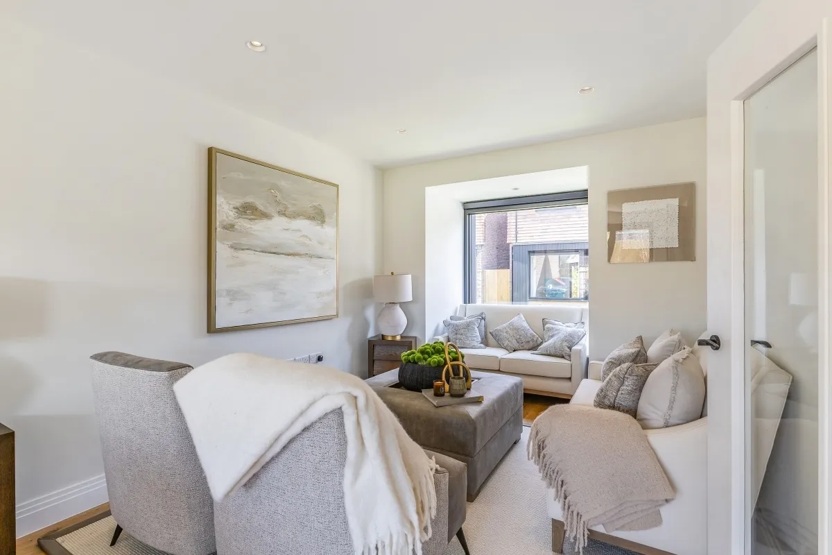 Cranleigh, GU6, photo 2