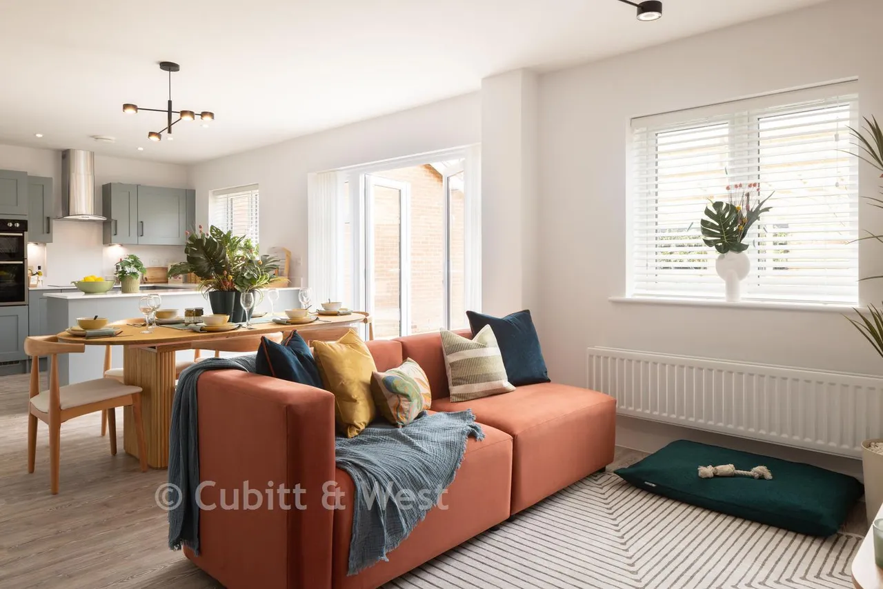 Broadstone Crescent, Crowborough, TN6, photo 4
