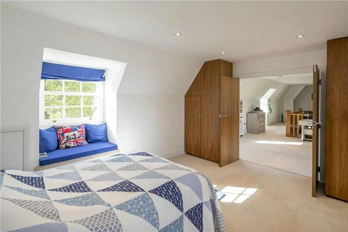 Stoke Road, KT2, photo 10