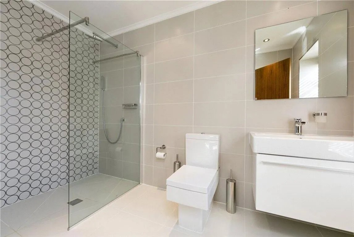 Stoke Road, KT2, photo 9